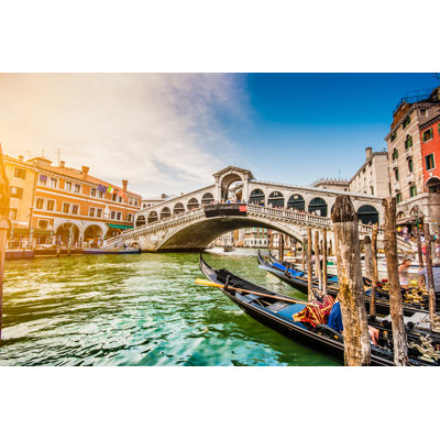 Rialto Bridge - Wrapped Canvas Print