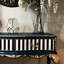 Console en bois haut de gamme tendance.