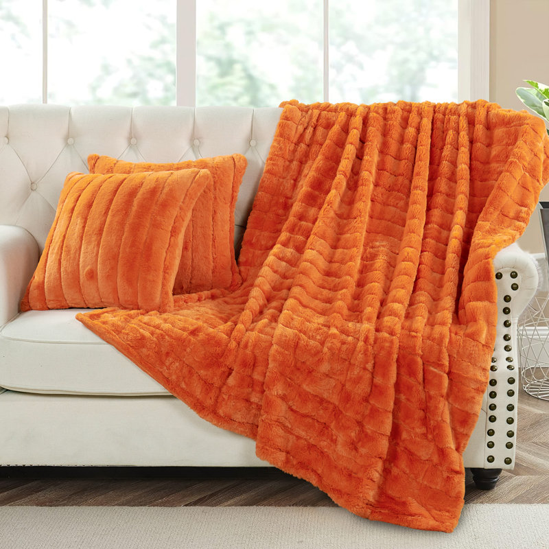 Jeté en fausse fourrure Luxury, Orange brûlé, 60 po x 80 po