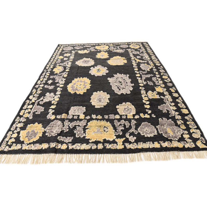 Jose Black Rug
