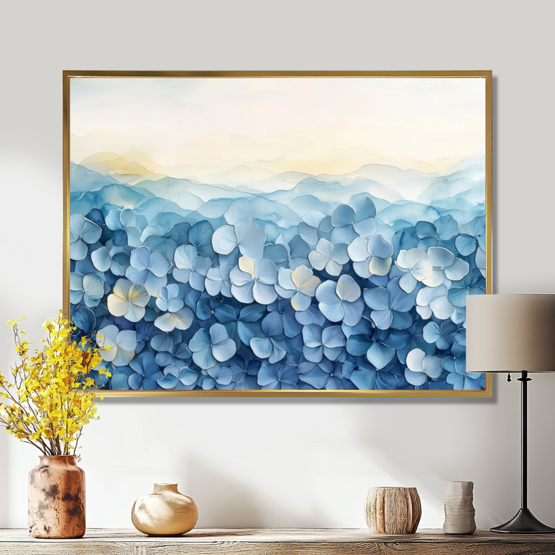 «Abstract Hydrangea Horizon Of Simplicity IV», art mural sur toile, Impression sur cadre flottant, H 16 po x l 32 po, Doré