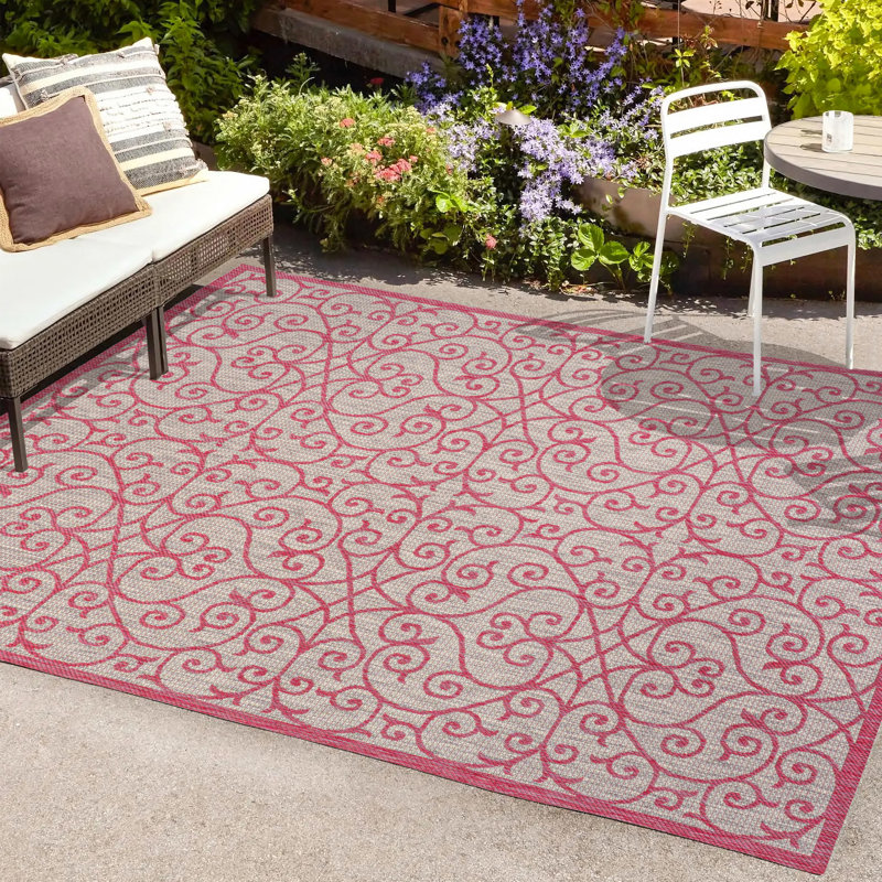 Deronte Vintage Filigree Textured Weave Light Gray/Fuchsia Indoor/Outdoor Rug, Rectangle 5'3" x 7'7"
