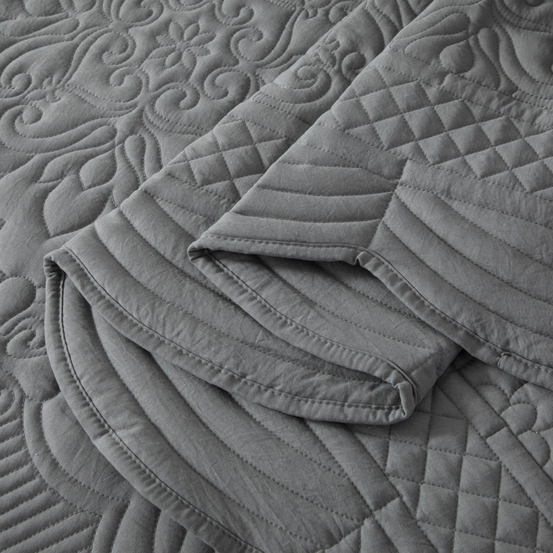 Washed Microfiber Scalloped Edge Quilt Set 3 Pieces Embroidered Damask Bedspread Set, King, Gray