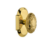 Cottage Plate with Victorian Door Knob