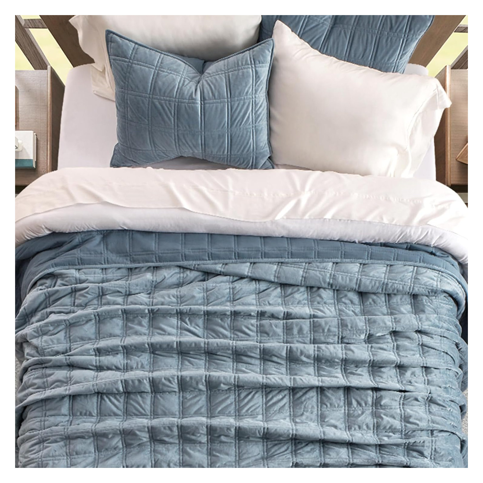 Blue Linen, King Quilt + 2 King Shams