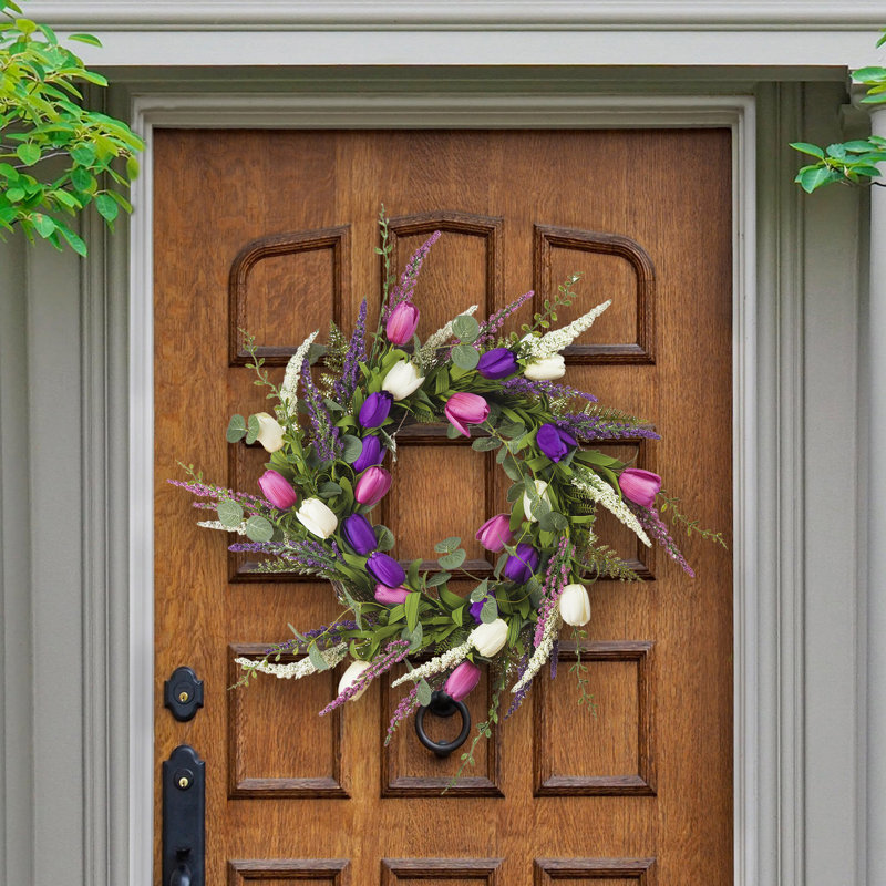 Faux Tulip Silk 18'' Wreath