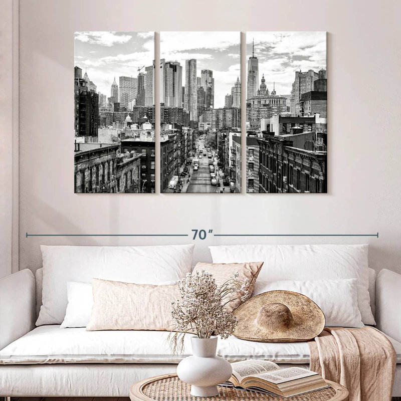 Rorry Financial District, 32" H x 50" W