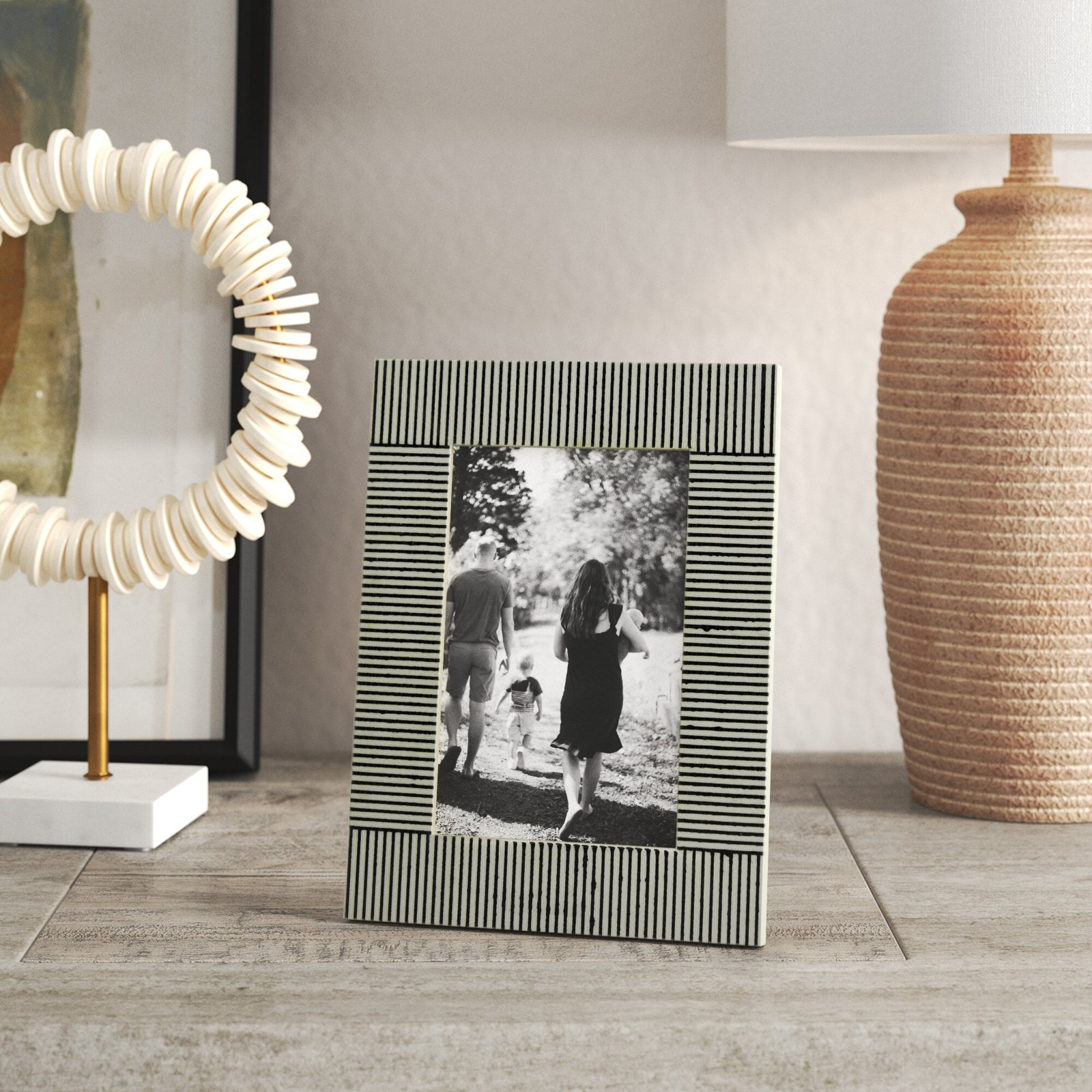 4" x 6" Decorative Photo Frame - Contemporary Polyresin Black and White Etched Line Design Picture Frame - Home or Office Decor - Family Photo Display