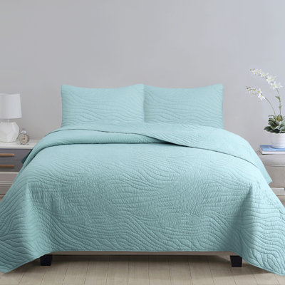 Calista Microfiber Quilt Set
