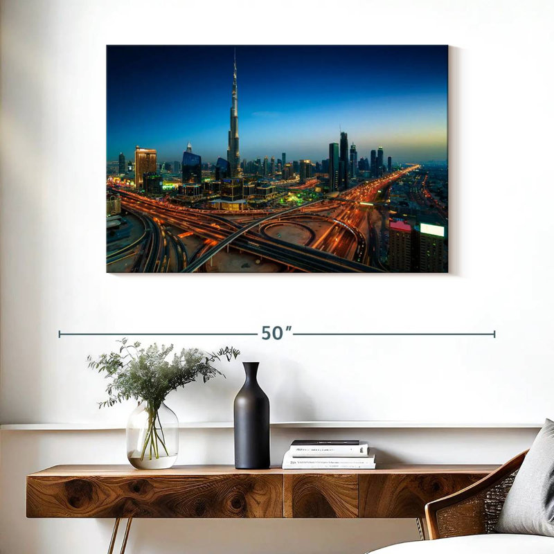 Sirci, autoroute de Dubaï la nuit, H 26 po x l 39 po