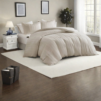 Ensemble de literie pour grand lit 3 pièces durable, tissu en polyester, conception neutre moderne