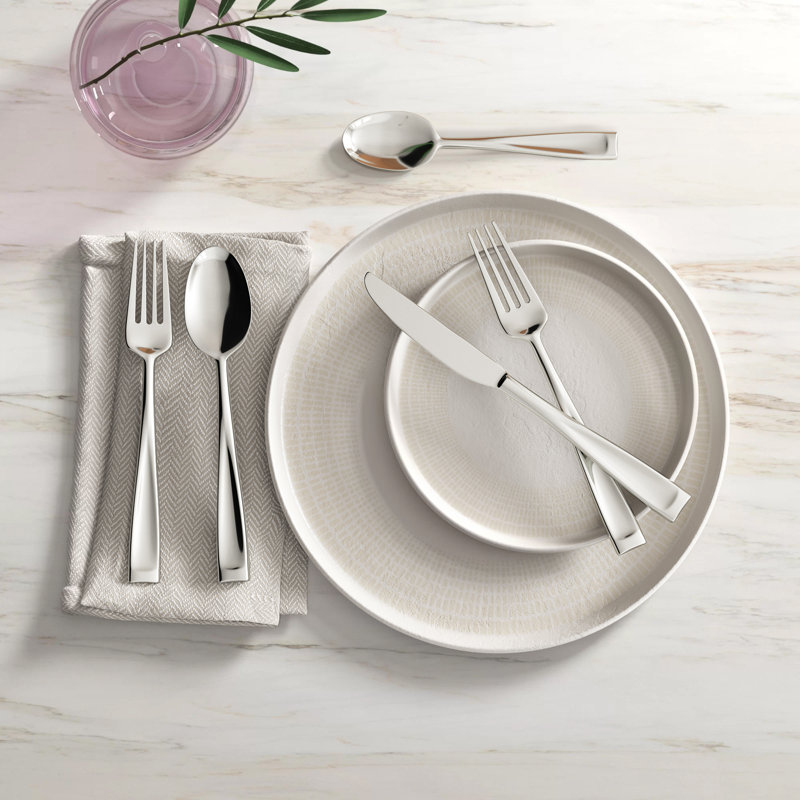 Oneida 65 Piece Stainless Steel Flatware Set