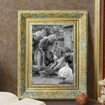 Antique Gold 1PC Clean Line Picture Frame for 5" x 7" Photos and Gallery Wall Decor