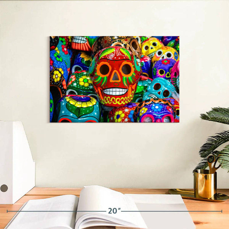 Calavera peint, H 8 po x l 12 po