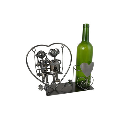 Porte-bouteille en métal sur un porte-bouteille
