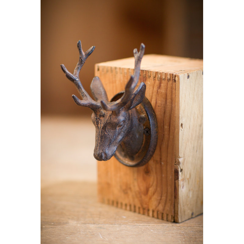 Décoration murale Buck en fonte, H 6 po x l 3,75 po x P 3,5 po