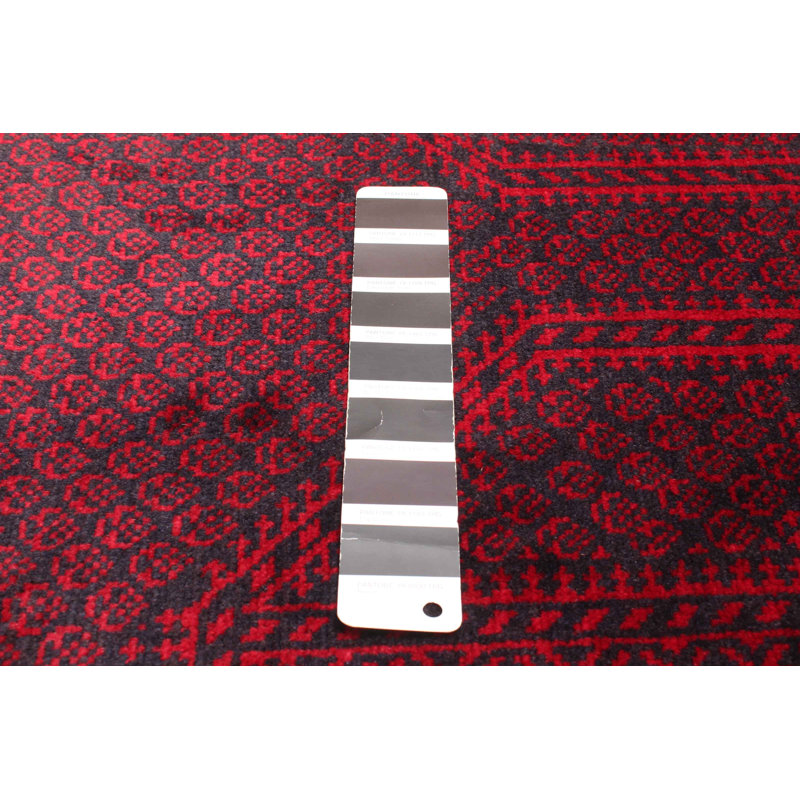 Tapis noir Teimani 2 pi 10 po x 4 pi 8 po
