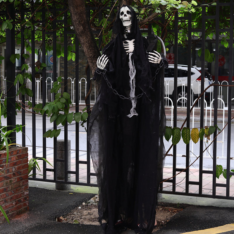 Halloween Figurines & Collectibles