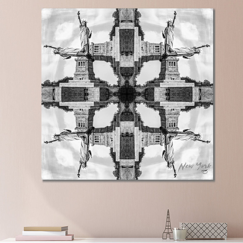 «Trippin in New York BW», reproduction d'impression sur toile tendue, H 28 po x l 28 po x P 1,5 po, Toile tendue