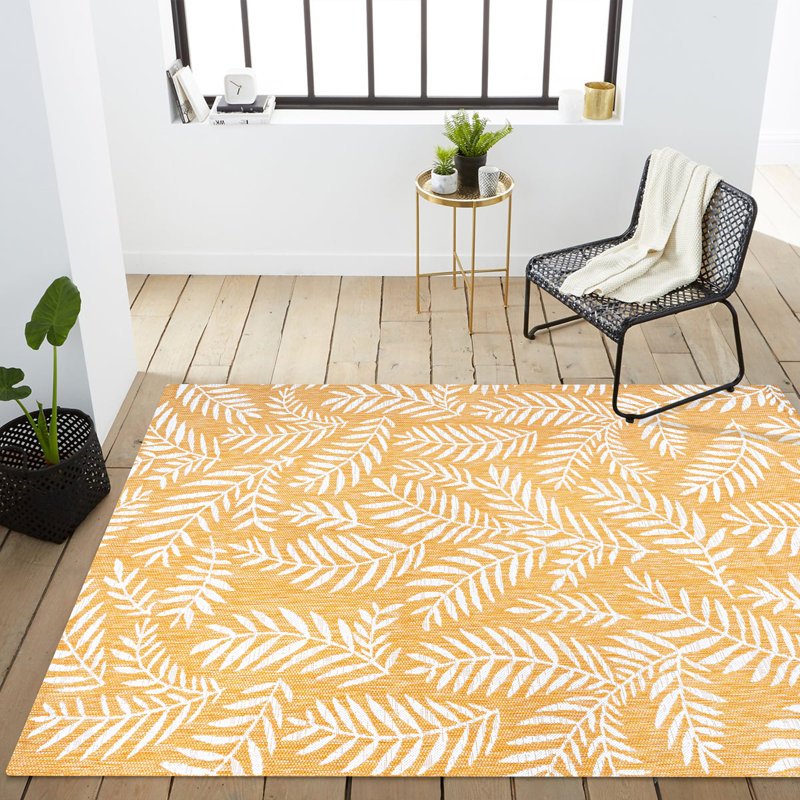 Tapis intérieur / extérieur jaune / crème Crossreagh Nevis, Rectangle 7 pi 9 po x 10 pi