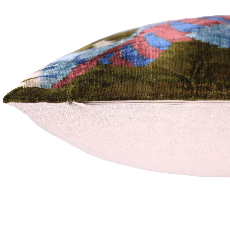 Coussin en velours de soie fait à la main tigré 16k24 "Ikat