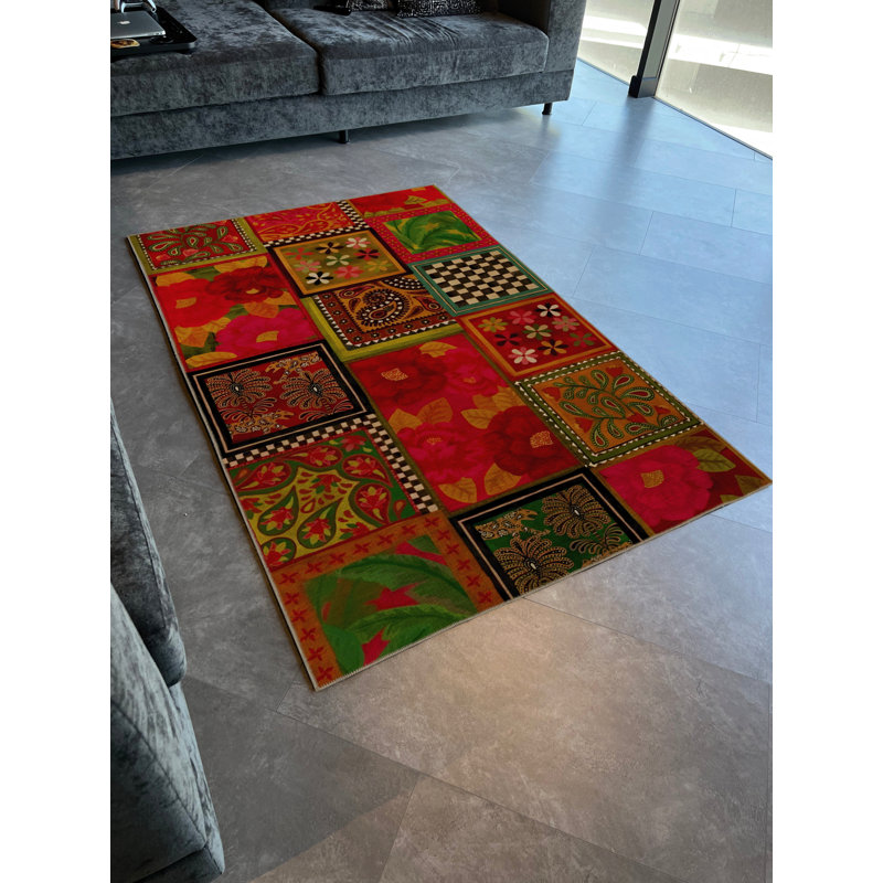 Tapis décoratif rouge multicolore à motif floral carré multicolore, Rectangle 3 pi 11,24 po x 5 pi 10,87 po