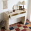 Console, canapé-958652857