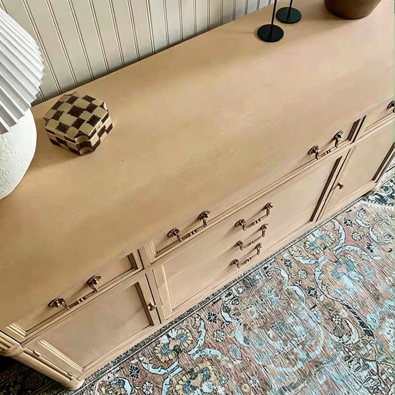 Buffet Simple Style Home