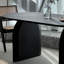 Bureau noir en bois massif de forme ovale pour un usage domestique-164845920