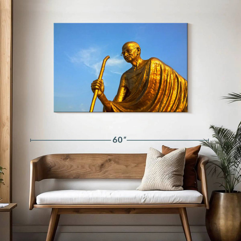 Statue Leisha Golden Gandhi, H 30 po x l 45 po