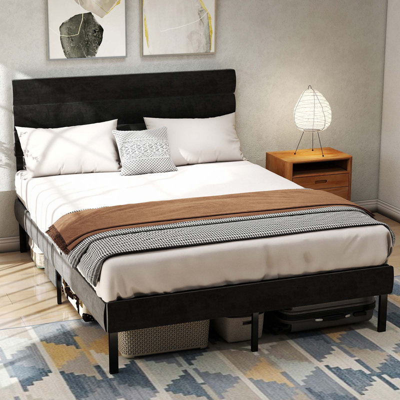 Structure de lit tapissier moderne - avec tête de lit, sans sommier, rangement sous le lit 14 po, Noir, Grand