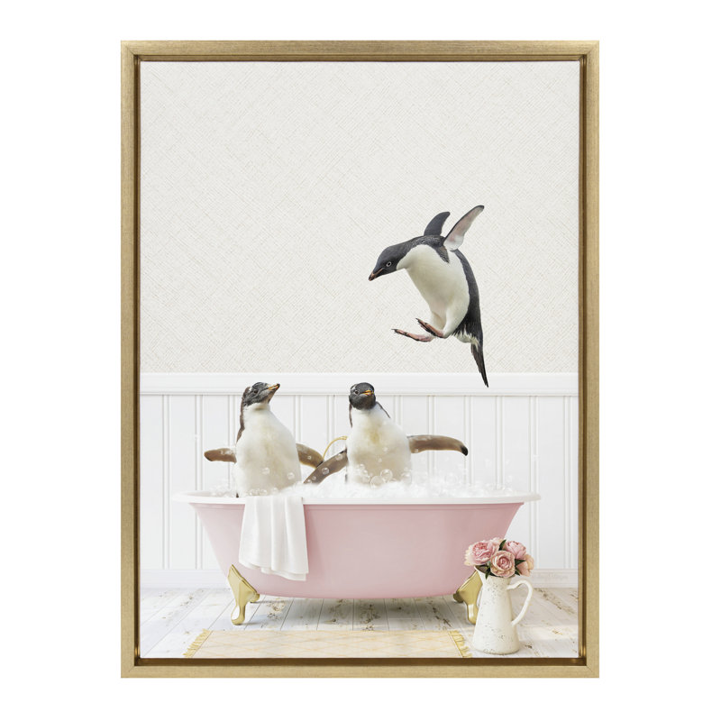 Reproduction d'art sur toile encadrée "Penguins jouer dans un chalet rose" par Amy Peterson, Cadre doré