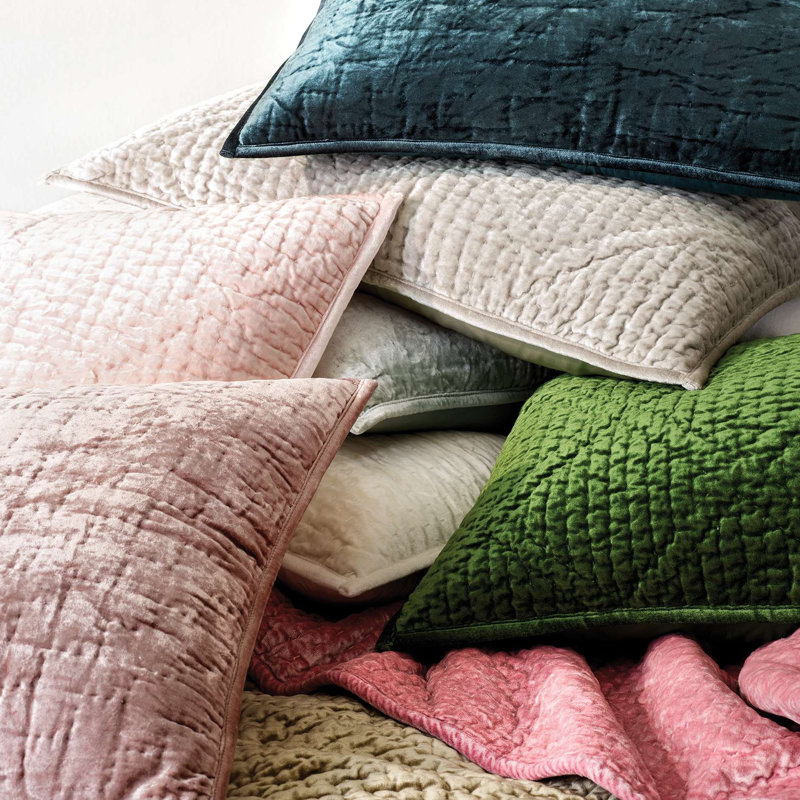 Parisienne Velvet Quilt, Full/Queen Quilt, Slate