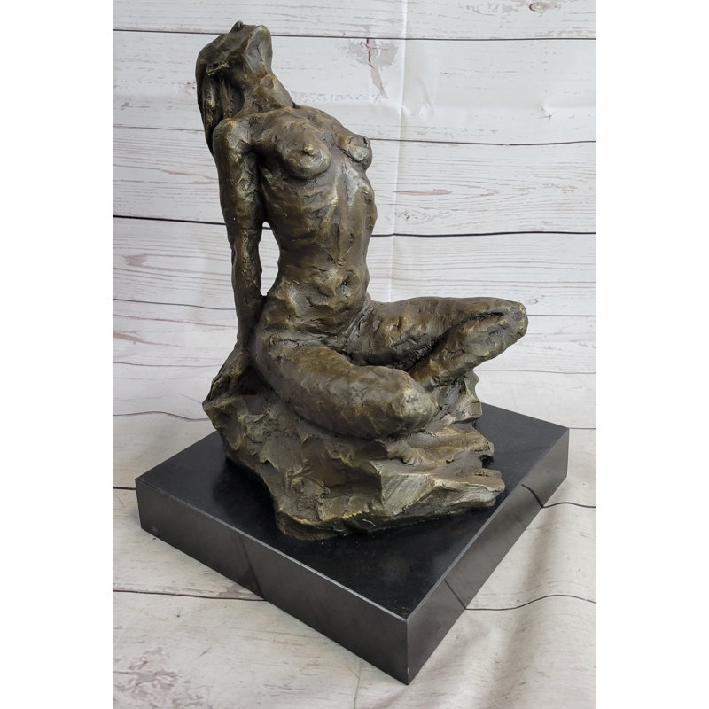 Figurines et sculptures