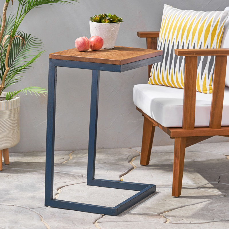 TABLE D'APPOINT - GRAND, H 25,5 po x l 18,25 po x P 12,75 po