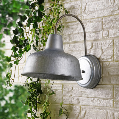 Brandine Wall Light