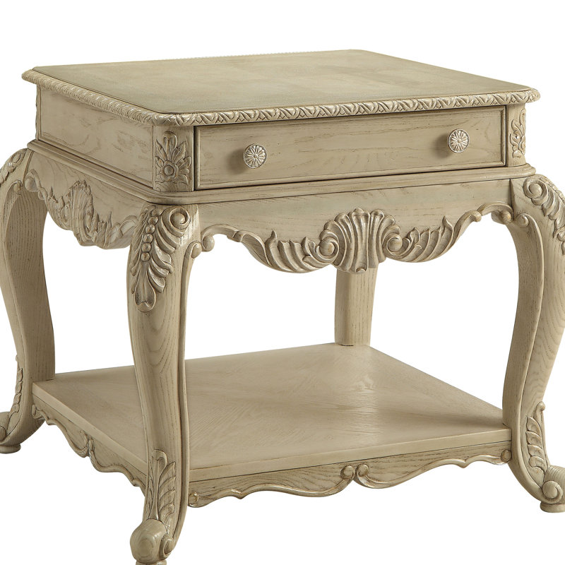 Table de bout Ravish Antique White avec grand tiroir de rangement et tablette inférieure