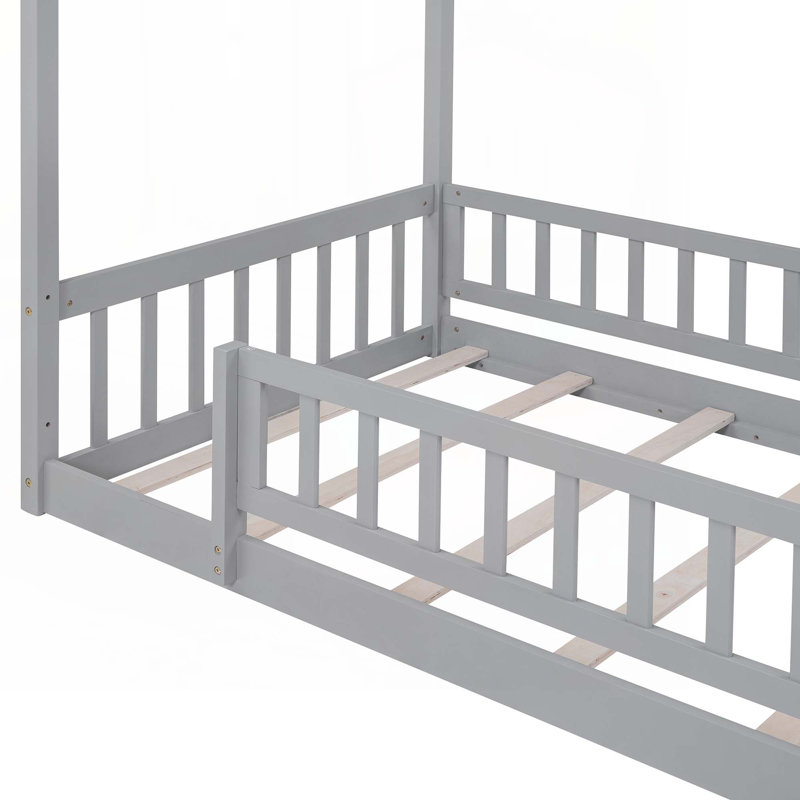 Structure de lit en bois avec clôture, gris, Simple