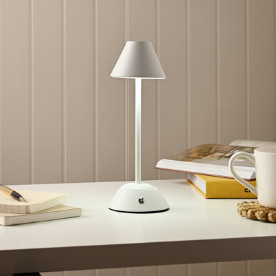 Symeon Metal Table Lamp