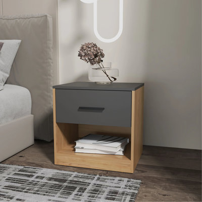 Nightstand With 1-Drawer