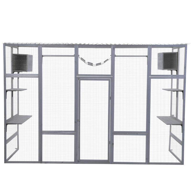 Enclos pour chat gris en bois avec 6 plateformes de saut, 2 condos, pont et grattoir