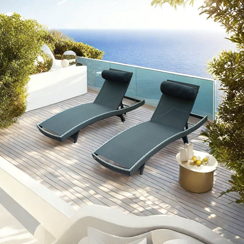 Chaise longue d'extérieur en rotin PE tissé à la main