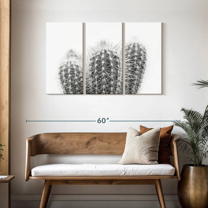 Harnek Prickly, 28" H x 45" W