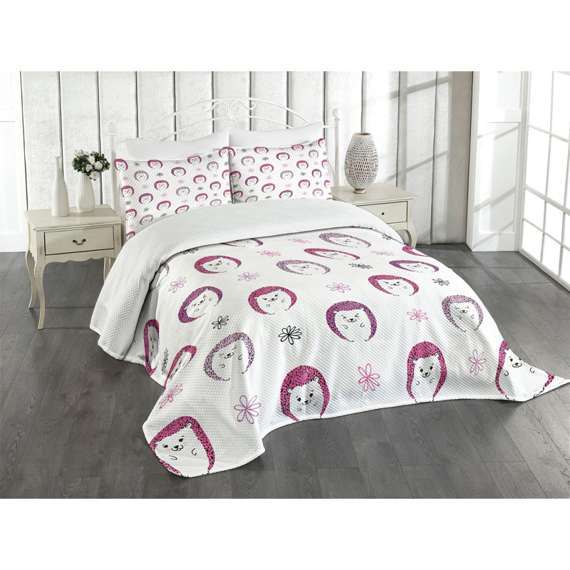 White Quilted Queen Bedspread Set with Hedgehog Print