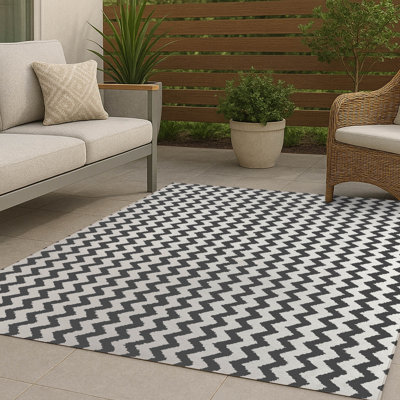Chevy Tribal Non-Slip Outdoor Rug