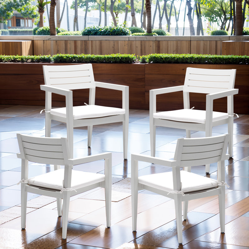 Ensemble de 4 chaises de salle à manger d'extérieur à structure en aluminium avec coussins Sunbrella