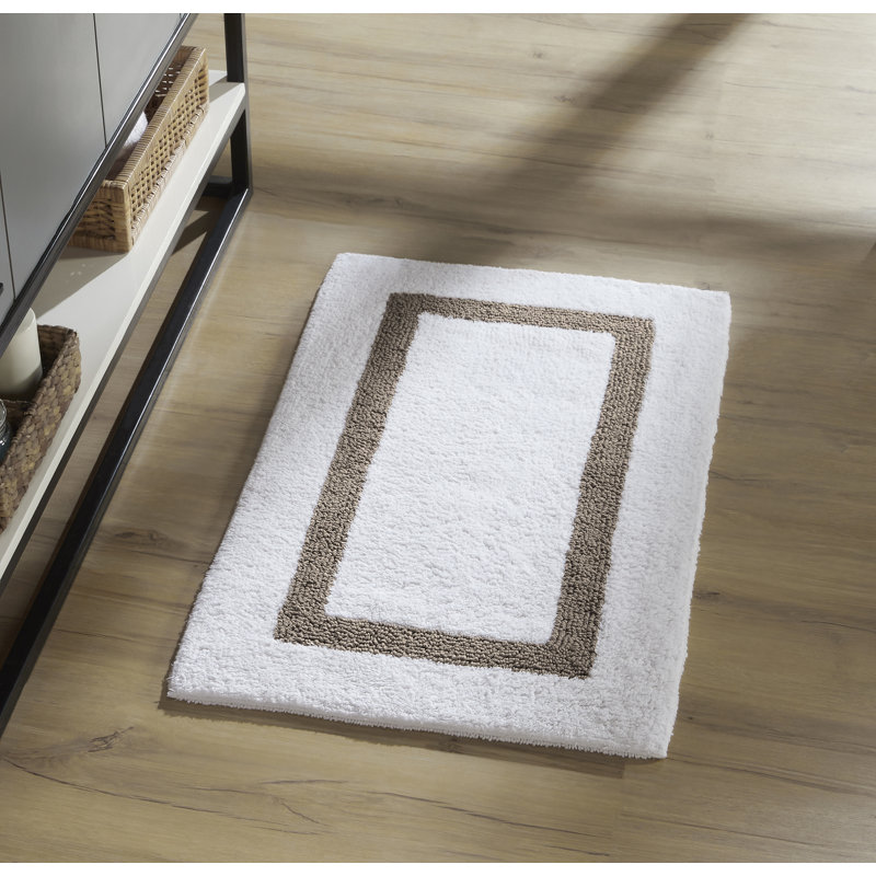 Tapis pour salle de bain réversible 100% coton Widman, doux et super absorbant, lavable à la machine pour la douche, la baignoire et le lavabo, rectangle 21 po x 34 po, blanc / gris