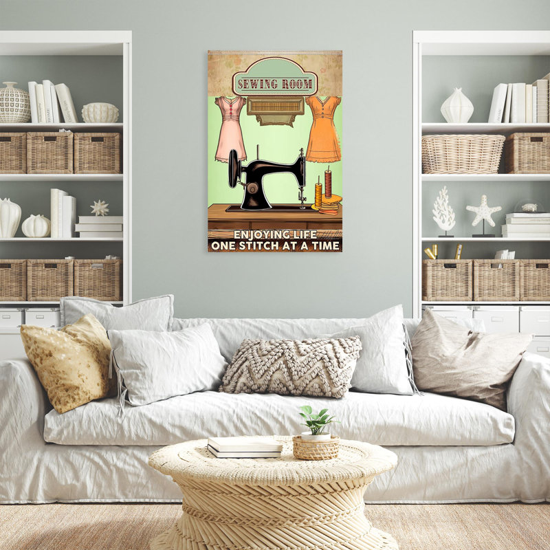 Pièce de couture sur toile, impression, H 36 po x l 24 po x P 1,25 po