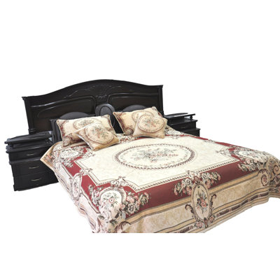 Traditional Floral Coverlet