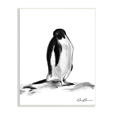 «Bashful Penguin Arctic Snow Bird Minimal Black White» par Daphne Polselli - reproduction d'art sur cadre flottant